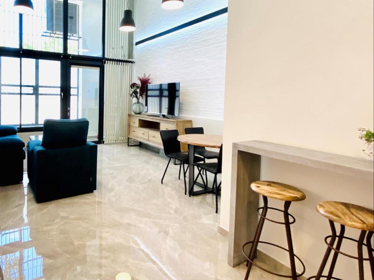 Tr1 Parking Incluido Loft Paseo Del Guadalquivir Apartment Seville Exterior photo